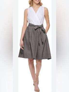 ♥️ TOMMY HILFIGER Striped Gray/Black/ White A-Line Tie-Waist Dress